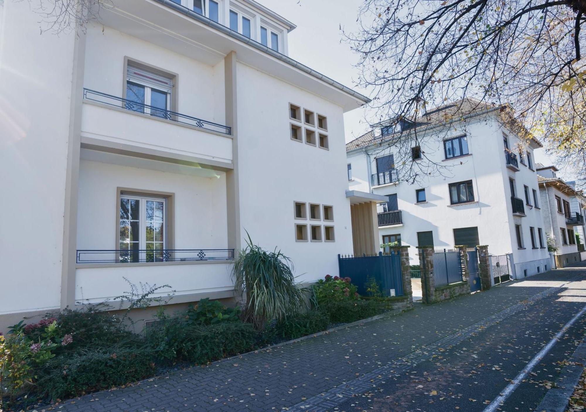Charmant Appartement Avec Terrasse Dans Villa Strasbourg Luaran gambar